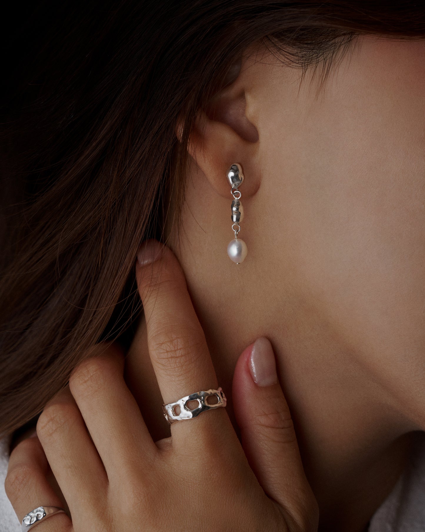 PEARL DROP EARRINGS