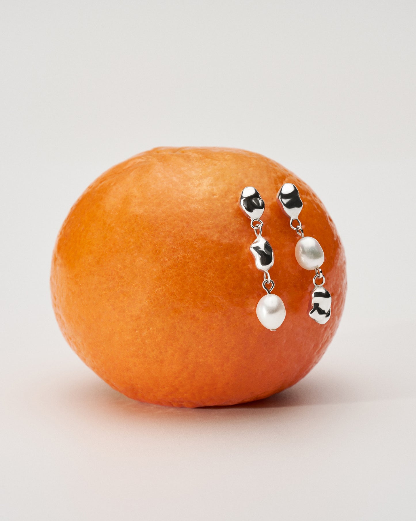 PEARL DROP EARRINGS