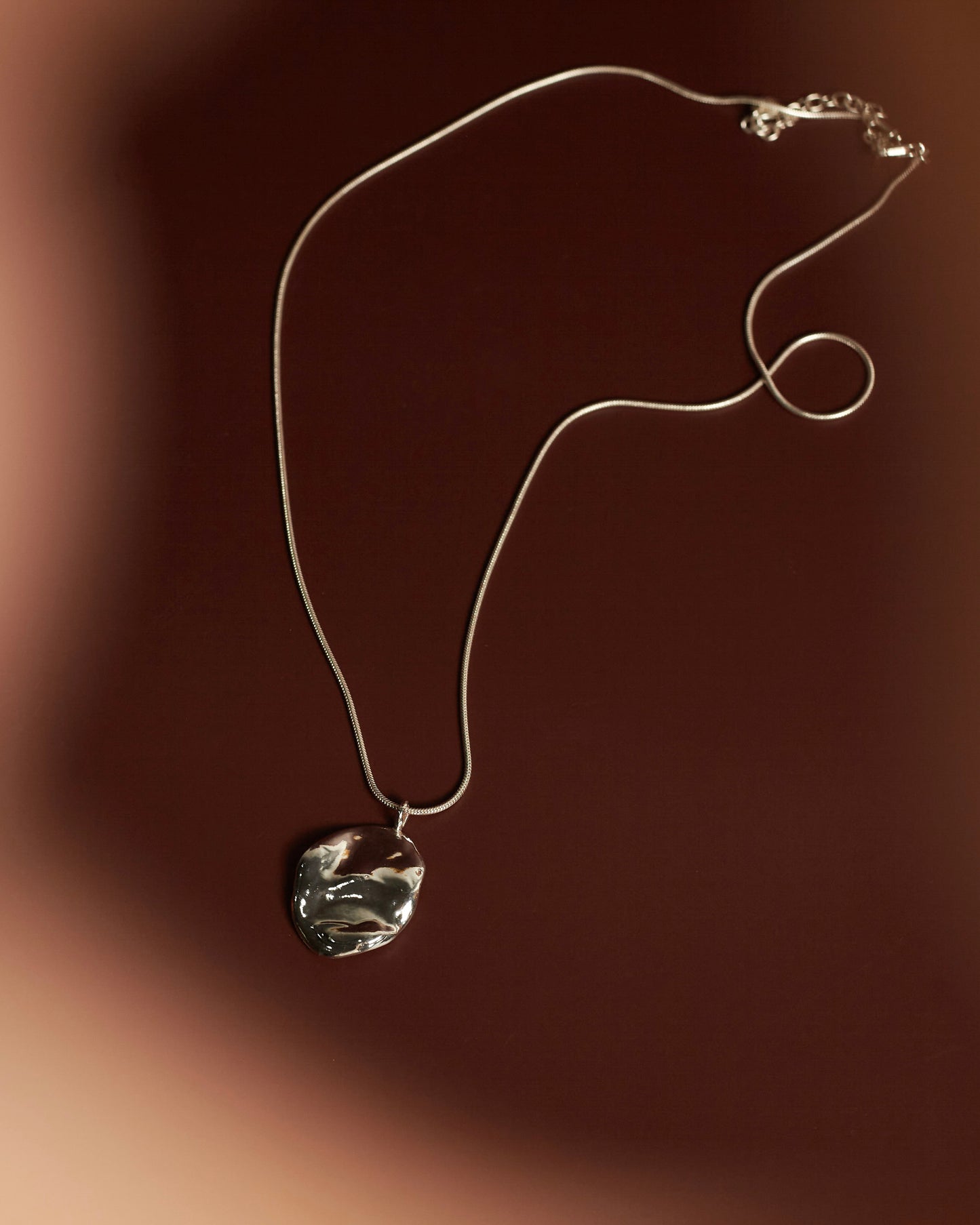 REFLECTION NECKLACE