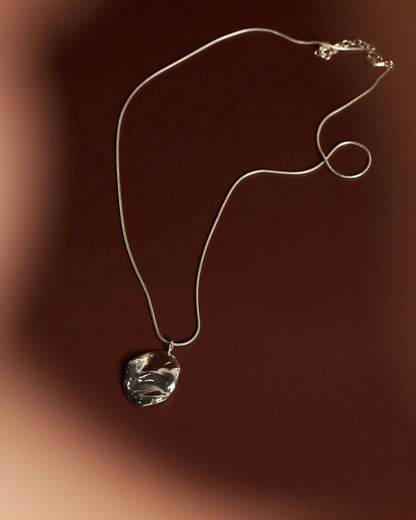 REFLECTION NECKLACE