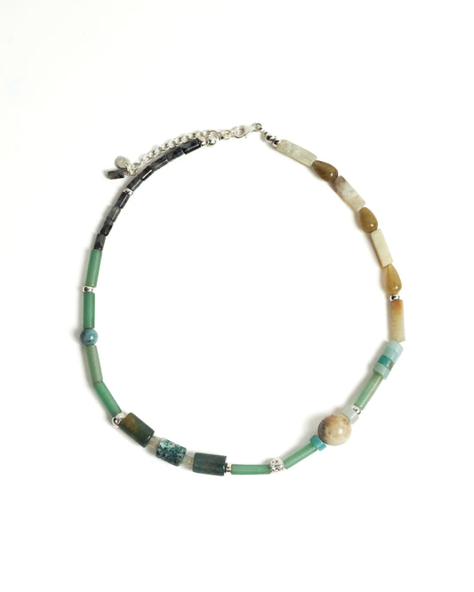 MOSS NECKLACE