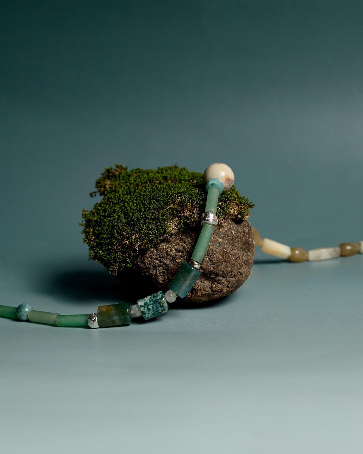 MOSS NECKLACE