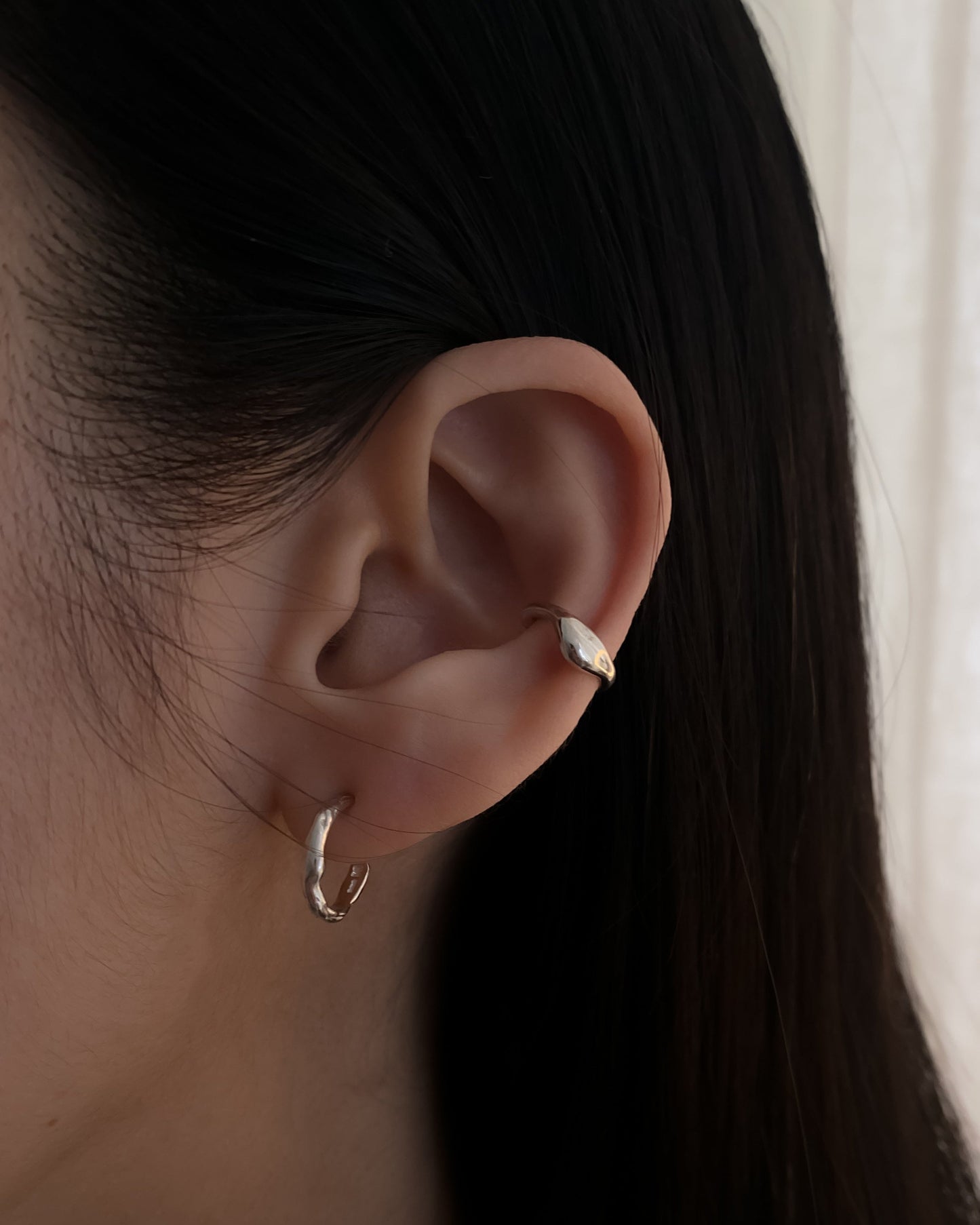 Wave hoop earrings
